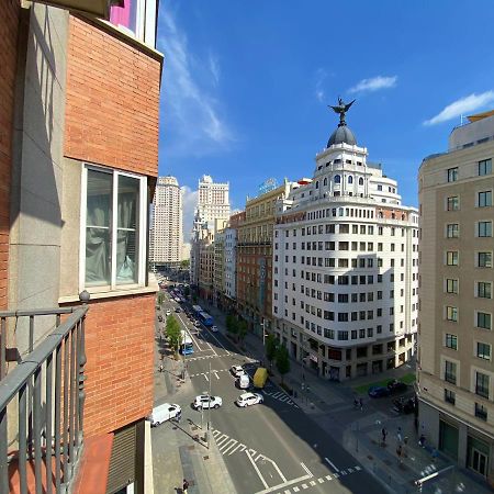 Apartamentos Travelstep Gran Via Madrid Exteriör bild